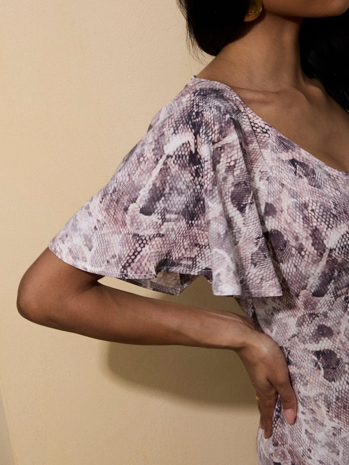 Corallia Dress in Silver Snake - Image 4