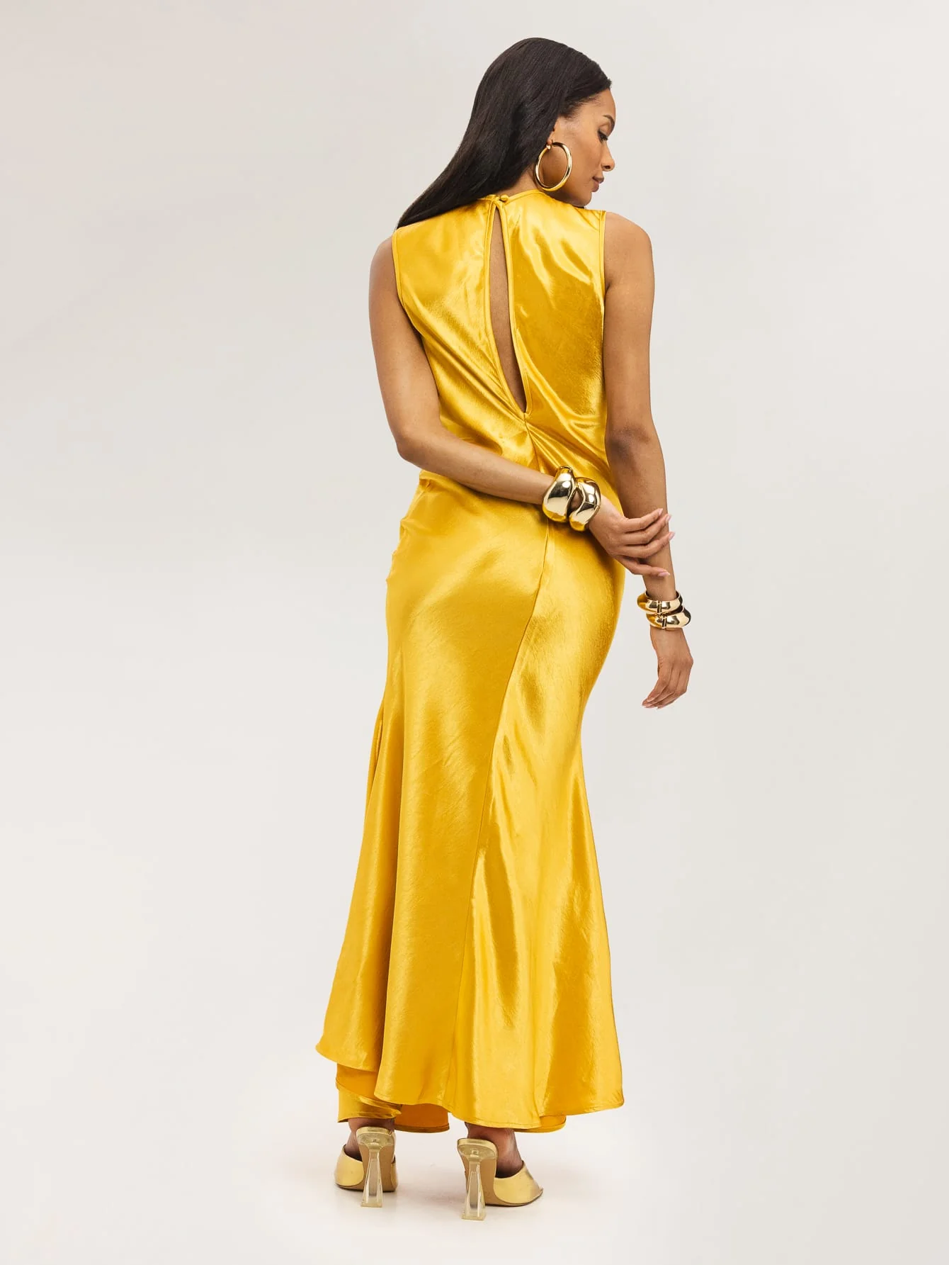 Karinae Dress in Golden Sands - Image 2