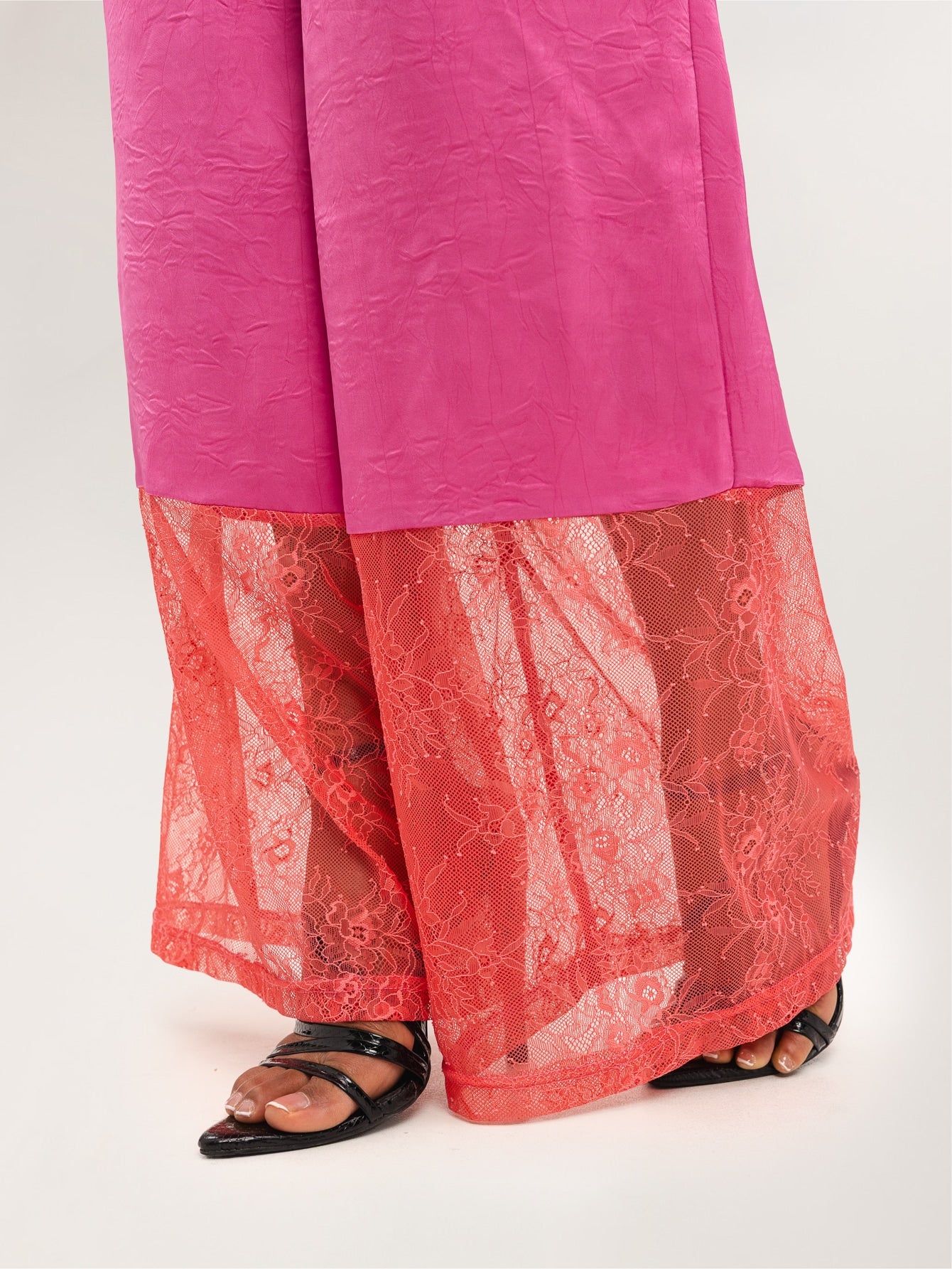 Limonara Trousers in Bubblegum Pink - Image 3