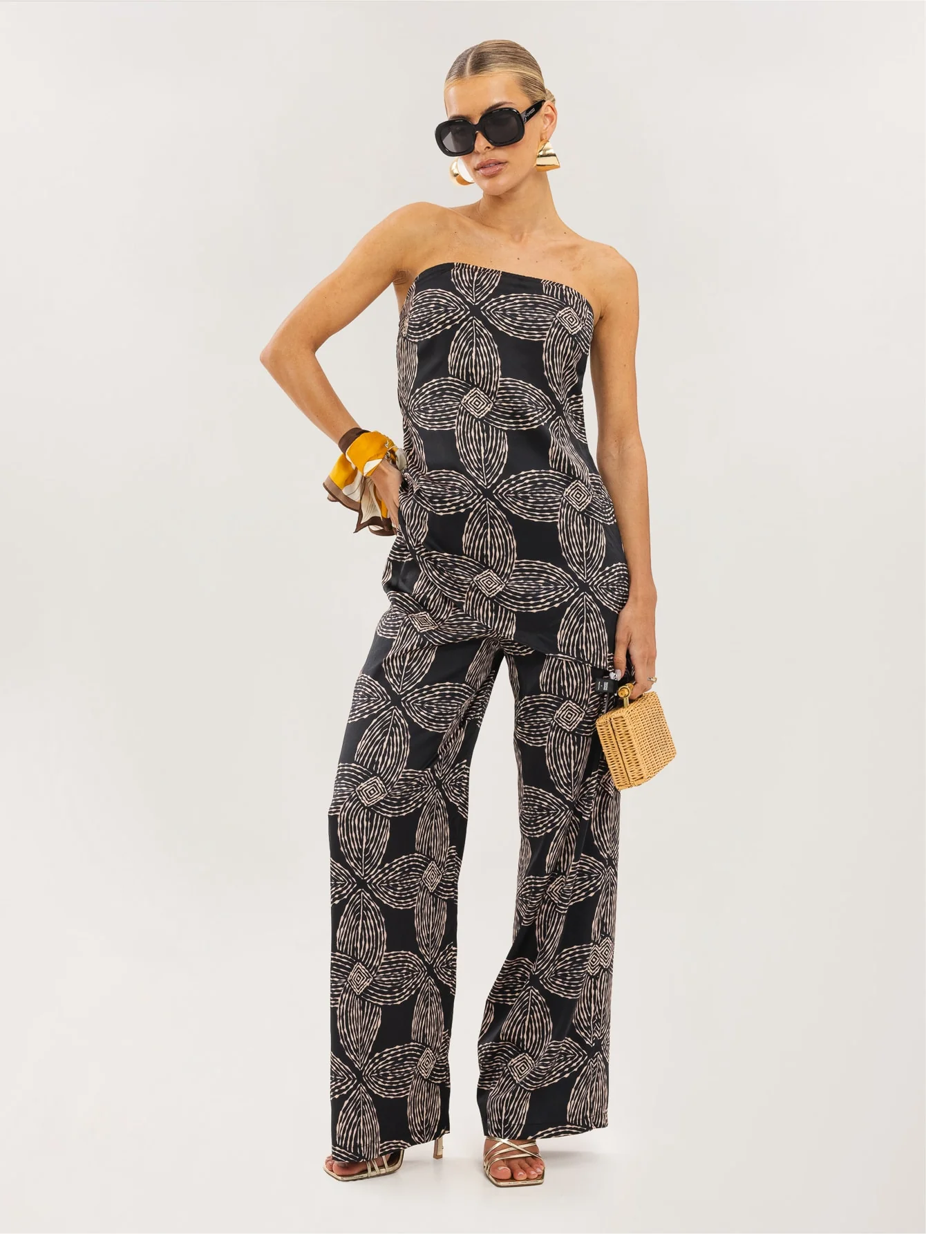 Celina Co-Ord in Midnight Bloom - Image 4