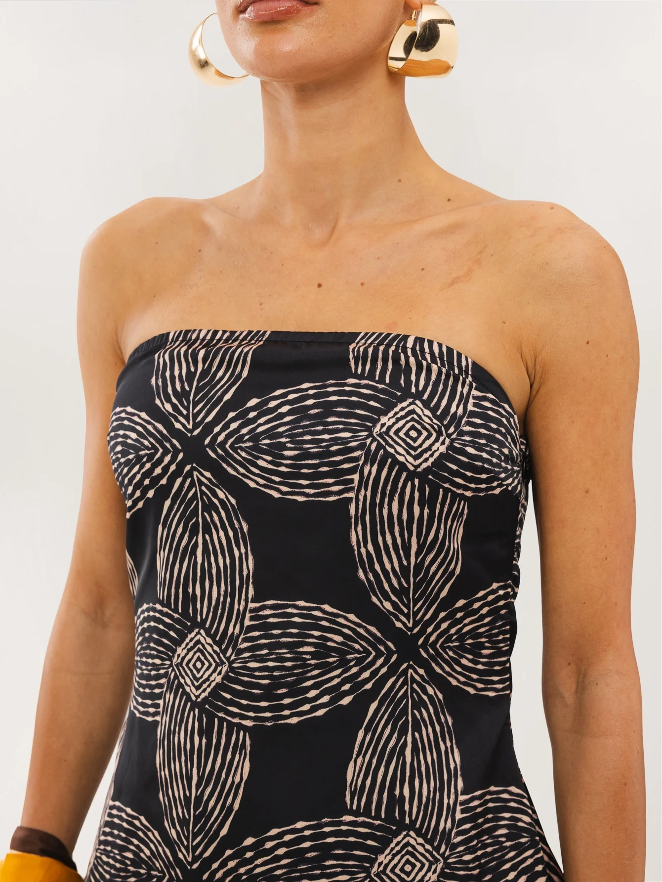 Celina Co-Ord in Midnight Bloom - Image 5